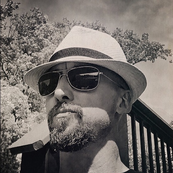 Meet your Posher, Brian - Picture 1 of 1